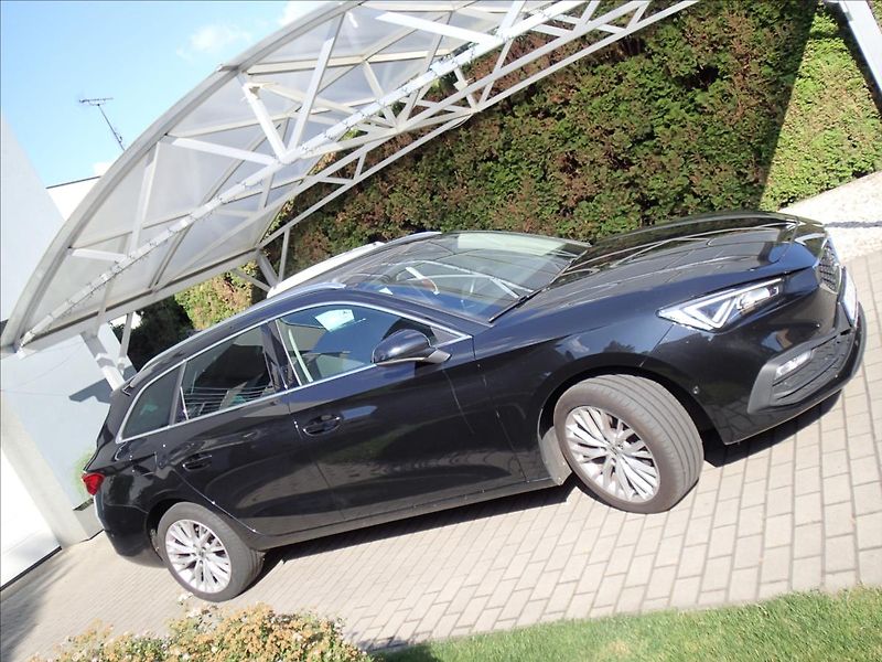 Seat Leon 1,5 eTSI,Execelent,DSG,Tažné - fotka 4 z 80