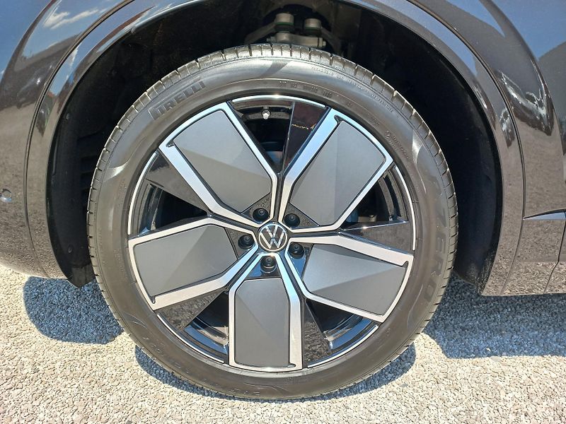 Volkswagen Touareg (2026) 3.0TDi 210kW Final ed. ČR DPH - fotka 16 z 28