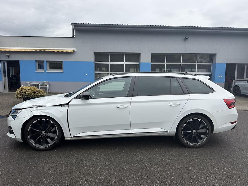 Škoda Superb 2,0TDi 147kW 4x4 DSG SPORTLINE - fotka 6 z 20