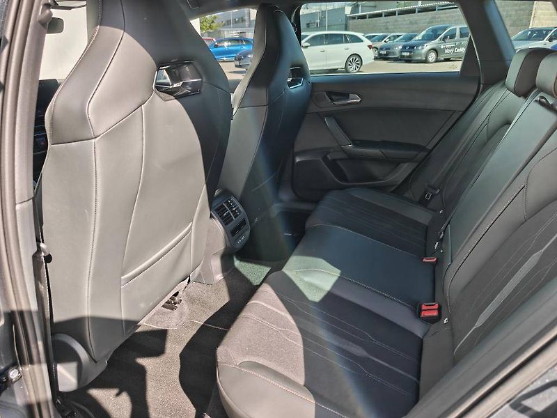 Seat Leon DSG 2.0 TSI - fotka 8 z 25