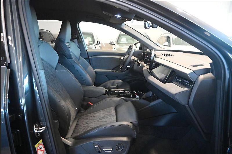 Audi Q6 e-tron S Line 83kWh 360kam - fotka 11 z 25