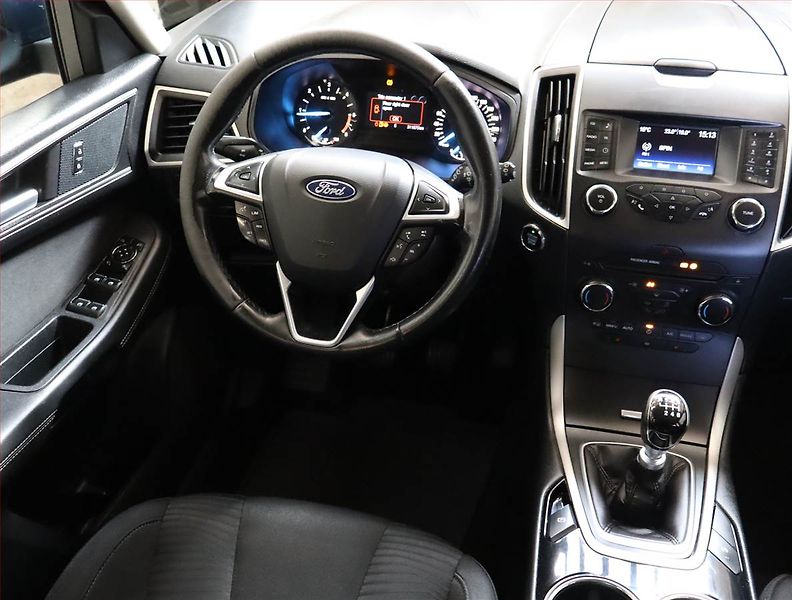 Ford S-MAX (2015) 2.0 TDCi, Serv.kniha, Tempomat - fotka 7 z 20