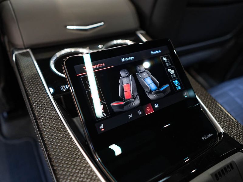 Cadillac Escalade (2025) 6.2 V Supercharged 682 HP 2025 - fotka 41 z 46
