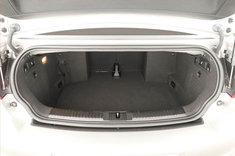 Volkswagen Golf (2015) 2.0 TDI, Serv.kniha, Navi - fotka 13 z 14