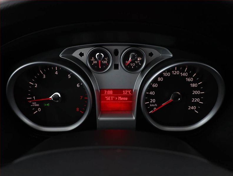 Ford Focus (2008) 1.6 16V, v provozu - fotka 11 z 14