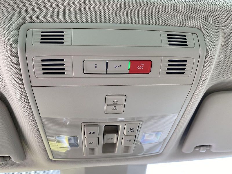 Škoda Superb (2022) Combi 2,0 TSI 4x4 DSG L&K - fotka 16 z 45