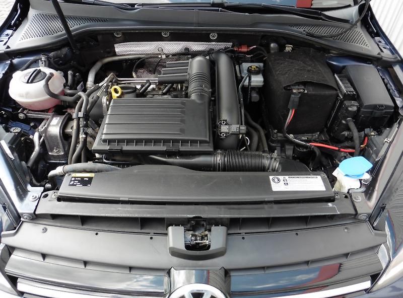 Volkswagen Golf Variant 1.4 TSi Highline Navi - fotka 14 z 14