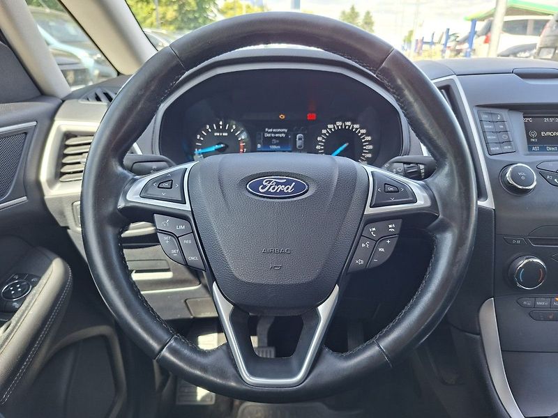 Ford S-MAX 1,5 EcoBoost 160k M6 - fotka 17 z 23