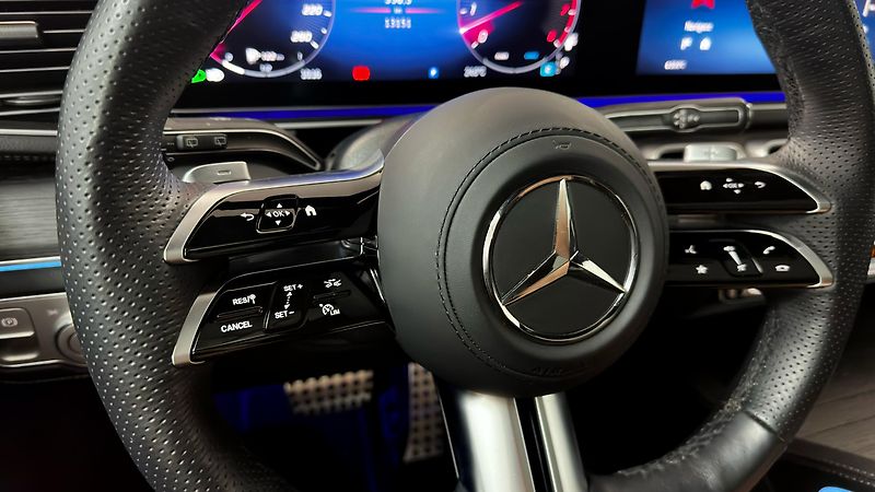 Mercedes-Benz GLS ZÁRUKA / TOP STAV I VÝBAVA - fotka 65 z 73