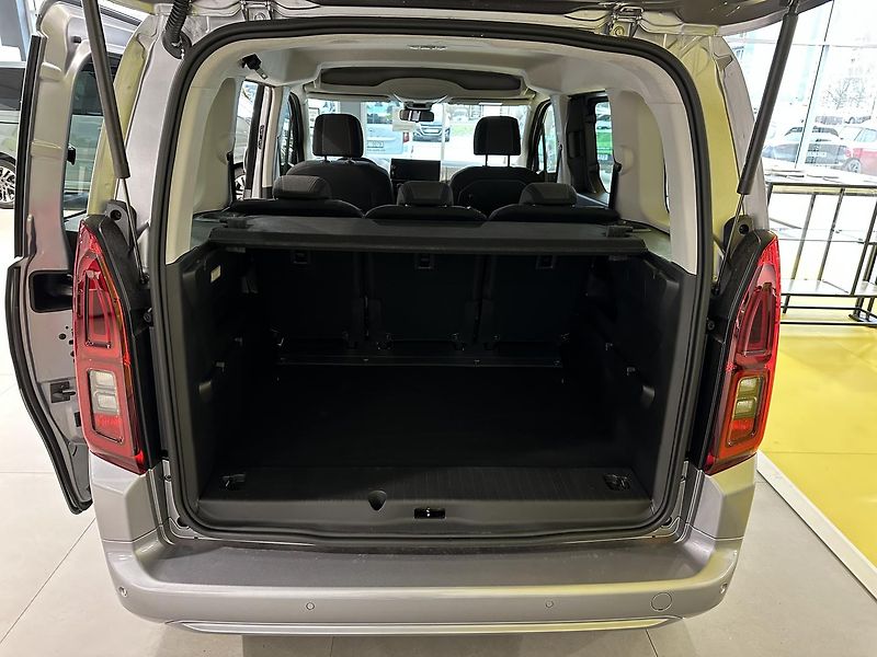 Opel Combo (2024) Edition Plus L1H1 1.5CDTI, MT6 - fotka 8 z 8