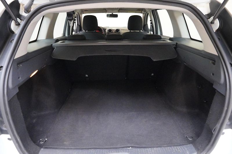 Dacia Logan - fotka 23 z 24