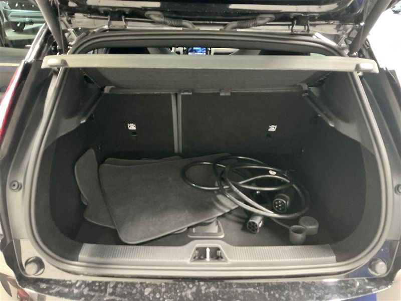 Volvo EX30 Extended Range Plus H/K ACC - fotka 17 z 18