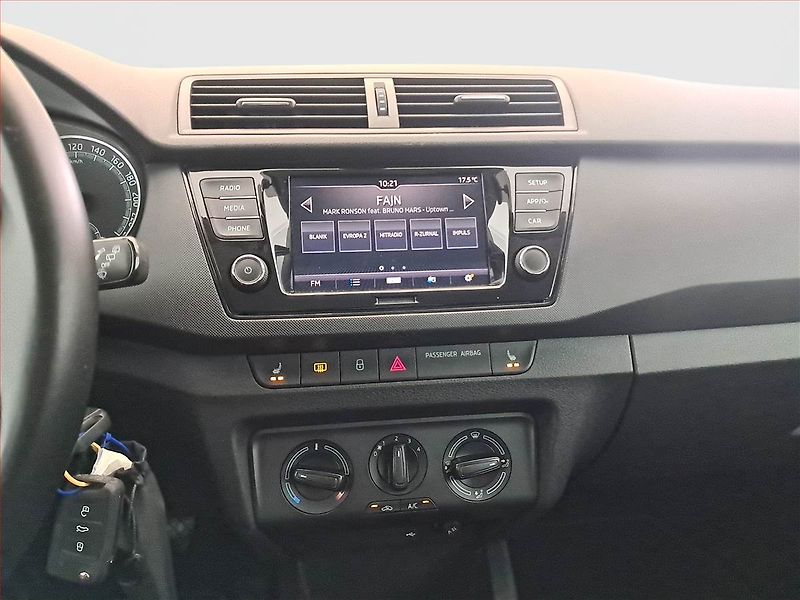 Škoda Fabia (2022) Ambition 1.0 TSI, ČR,1.maj - fotka 12 z 17