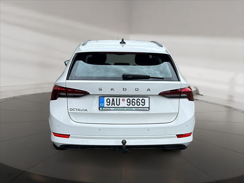 Škoda Octavia 2,0 TDI 85 Ambition - fotka 5 z 11