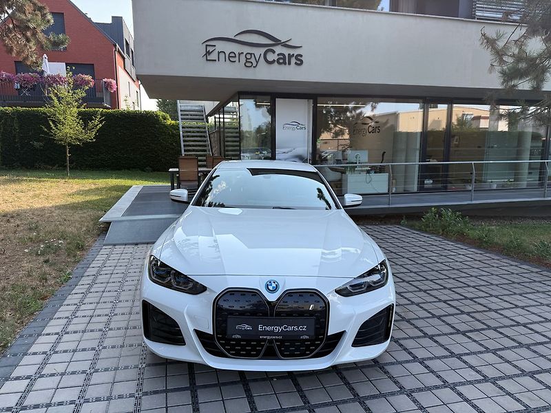 BMW Ostatní eDrive 40 LASER H&K HUD Mpaket - fotka 2 z 46