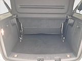 Volkswagen Caddy (2017) 2.0 TDI, 7Míst - náhled 14