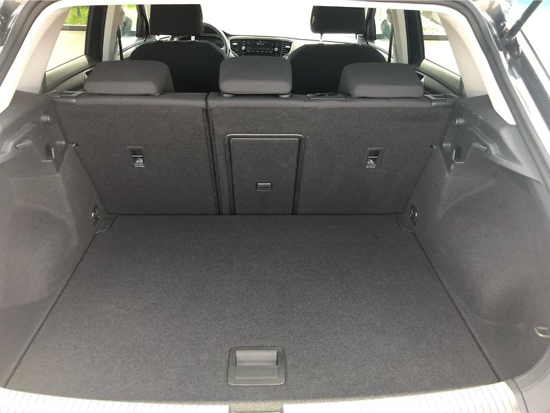 Volkswagen T-Roc 2.0 TDi STYLE - fotka 13 z 30