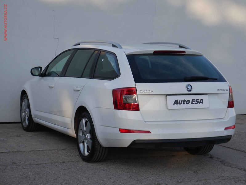 Škoda Octavia (2014) 1.6 TDi, AC - fotka 4 z 16