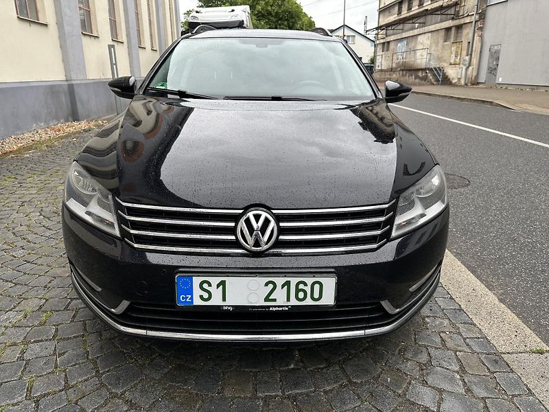 Volkswagen Passat - fotka 2 z 23