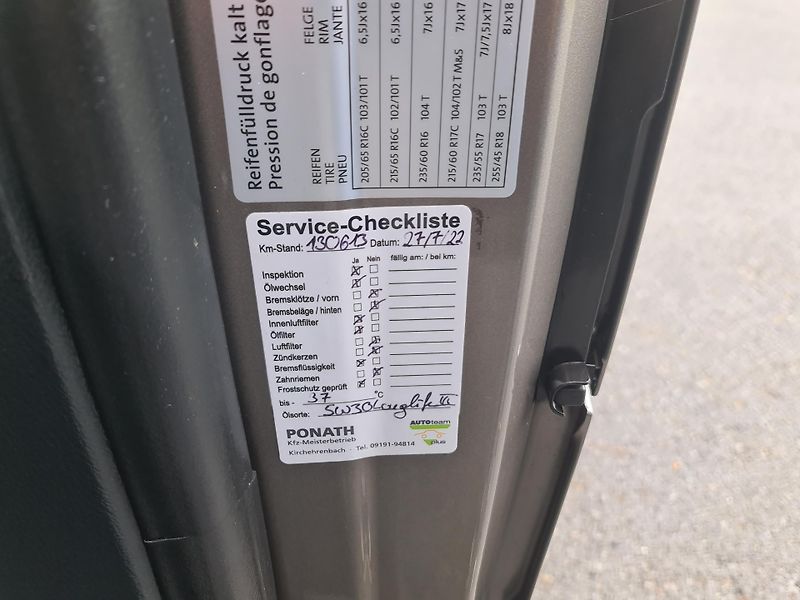 Volkswagen Transporter (2016) MULTIVAN 2.0TDi 110-KW OLOMOUC - fotka 90 z 103