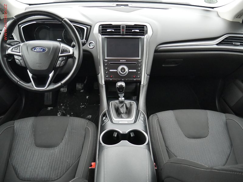 Ford Mondeo (2019) 2.0 EcoBlue, LED, navi - fotka 8 z 25