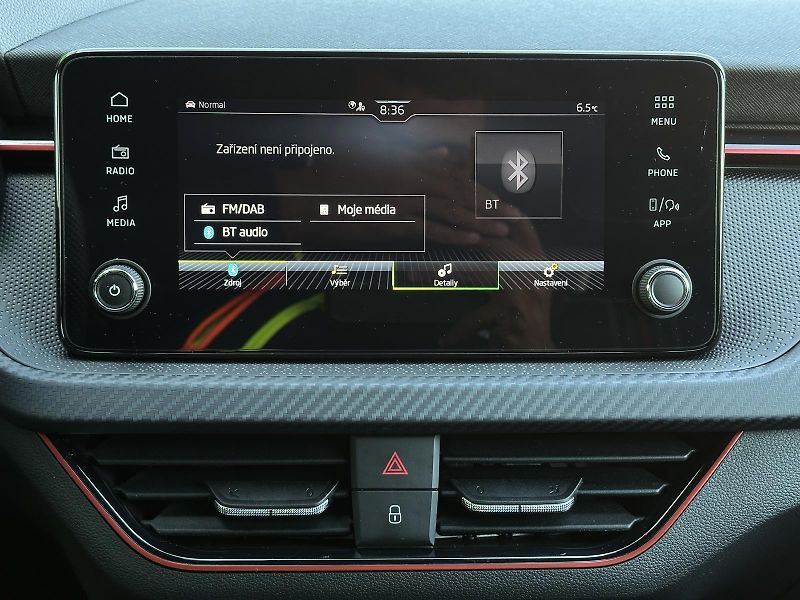 Škoda Scala 1.0TSi 116PS Monte Carlo Matri - fotka 27 z 46