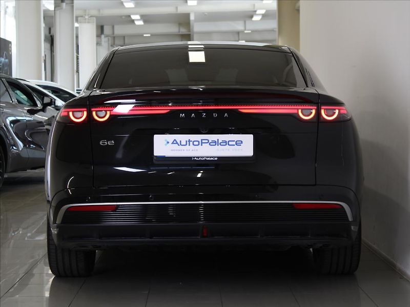 Mazda 6e 0,0 68kWh 190kW Takumi PLUS ČR - fotka 5 z 32