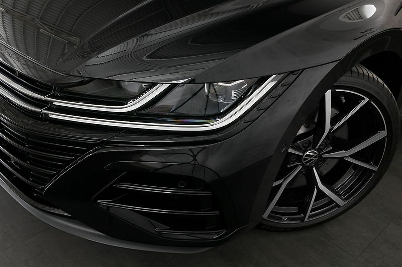 Volkswagen Arteon Shooting Brake R 2.0TSI 235kW DSG Tažné DCC - fotka 6 z 30