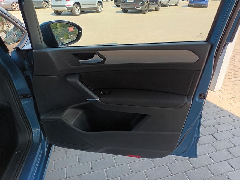 Volkswagen Touran 1,4 TSI,110KW,7M,HIGHLINE,LED - fotka 30 z 46