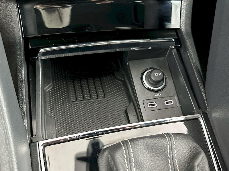 Škoda Karoq (2025) DSG 2.0TDI 110kW 4x4 SportLine - fotka 23 z 33