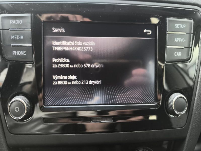 Škoda Rapid 1.0 TSi Ambition - fotka 16 z 23