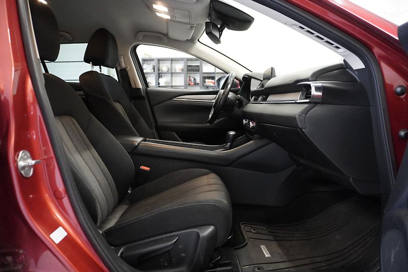Mazda 6 2.2 SKYACTIV-D PREMIUM AUT. - fotka 24 z 31