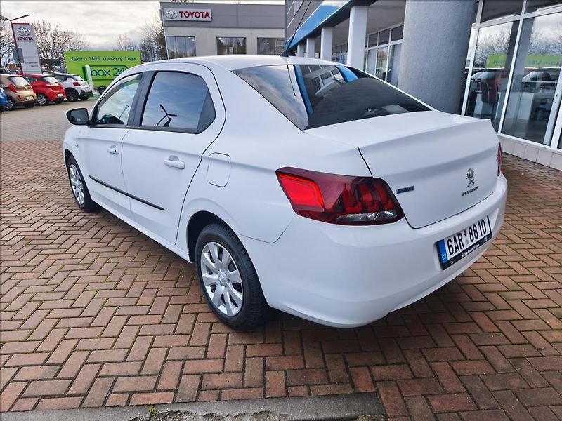 Peugeot 301 1,2 PureTech Allure - fotka 7 z 21