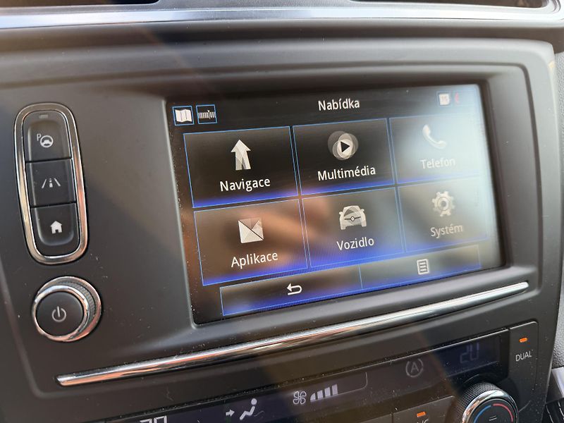 Renault Kadjar 1.6 TCE ENERGY BOSE TAŽNÉ - fotka 29 z 52