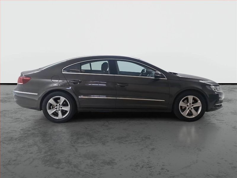 Volkswagen CC (2013) 2.0 TDI, Xenony, Tempomat - fotka 6 z 16