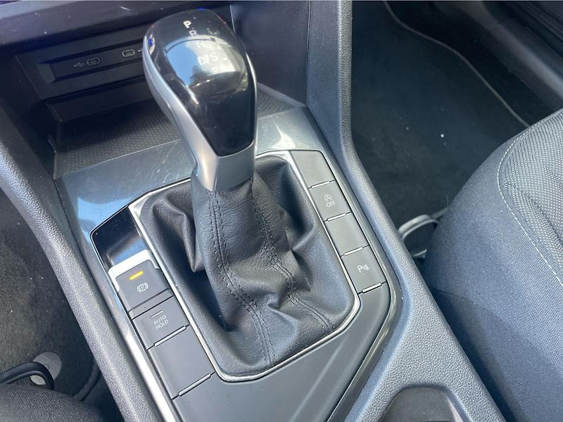 Volkswagen Tiguan 2.0 TDi DSG 7st. LIFE - fotka 24 z 28