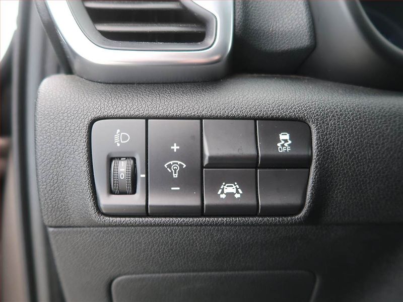 Kia Sportage (2017) 1.6 GDI, Serv.kniha, Navi - fotka 16 z 17