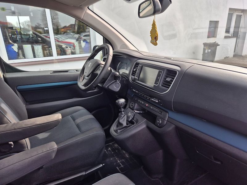 Peugeot Traveller (2018) 2.0 HDi 8 míst Odpočet DPH - fotka 13 z 26