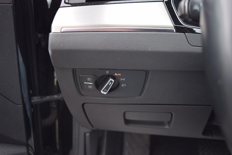 Volkswagen Passat (2018) 1.4TSI 110kw DSG HIGHLINE NAVI - fotka 36 z 50