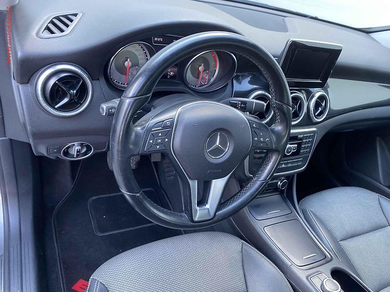 Mercedes-Benz CLA (2013) 2.2 CDi 220, AT, bixen - fotka 12 z 20