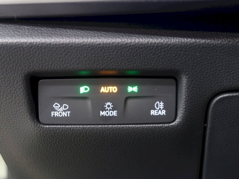 Škoda Superb (2024) SELECTION 2.0TDI 110KW CANTON - fotka 34 z 38