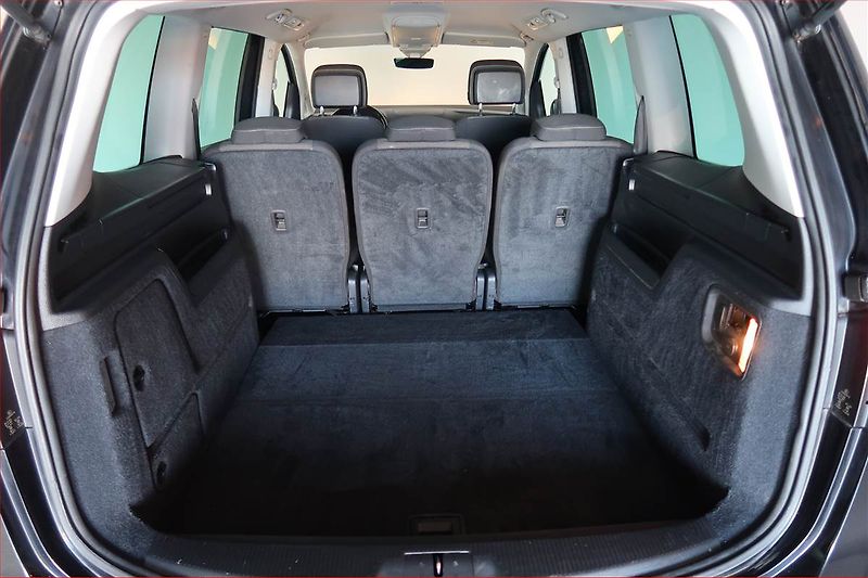 Volkswagen Sharan (2018) 2.0 TDI BMT, Automat, Navi - fotka 14 z 18