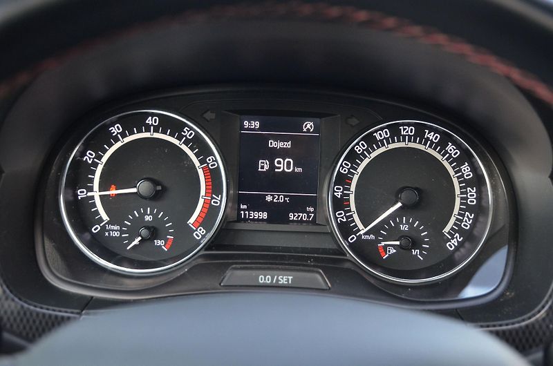 Škoda Fabia (2018) Monte Carlo 1.0 TSi PANORAMA - fotka 22 z 37