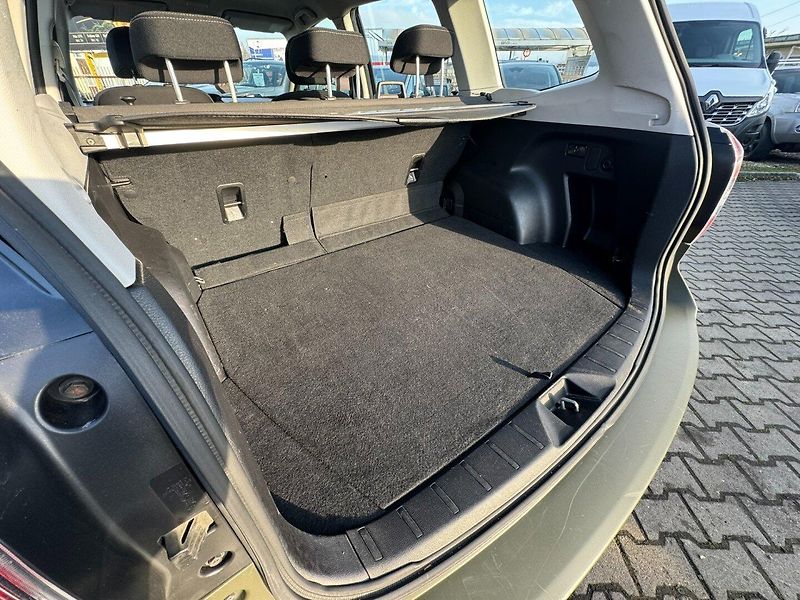 Subaru Forester (2014) 4x4 2,0i 110KW STK ITÁLIE - fotka 39 z 44