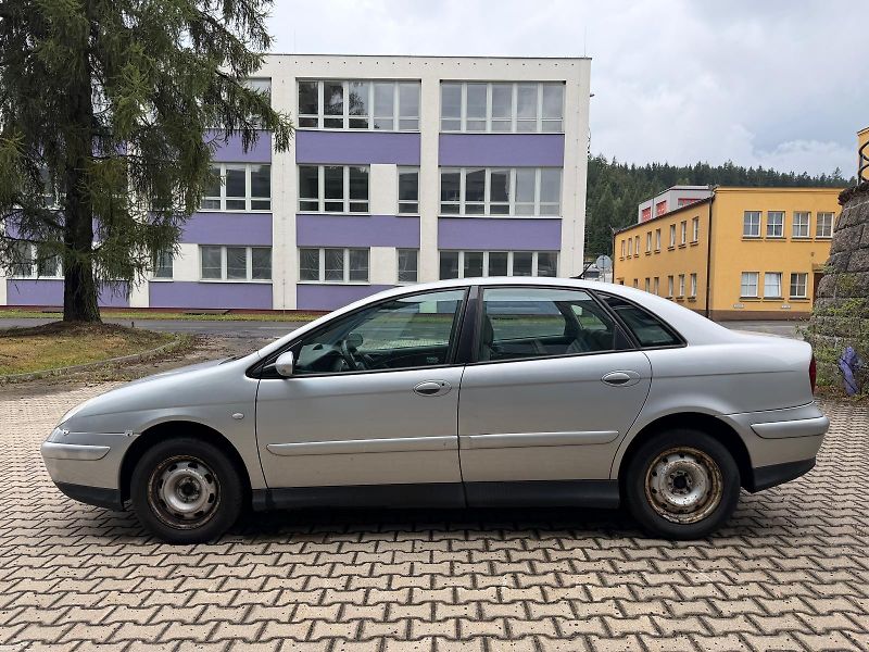Citroën C5 2,0 HDi  - fotka 2 z 21