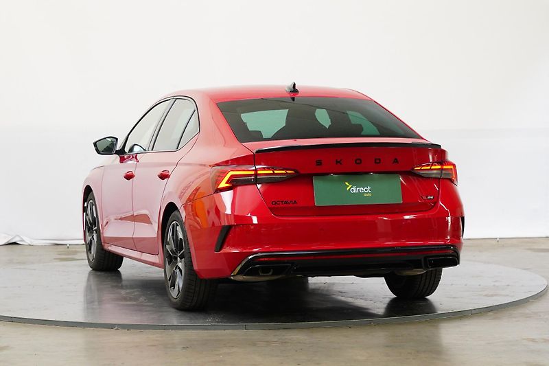 Škoda Octavia - fotka 4 z 6