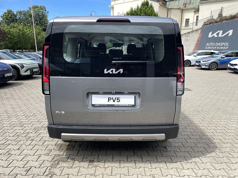 Kia PV5 (2026) 5P 4x2 ELITE 120 KW + 71,2 KW - fotka 4 z 28