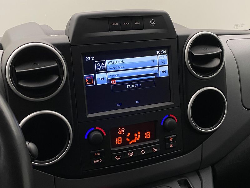 Citroën Berlingo MULTISPACE 1.6HDI REZERVACE - fotka 27 z 34