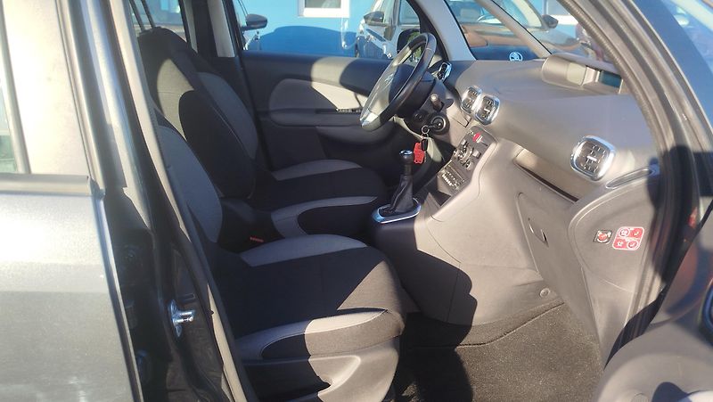 Citroën C3 Picasso (2012) 1.4 16V   top stav - fotka 6 z 31