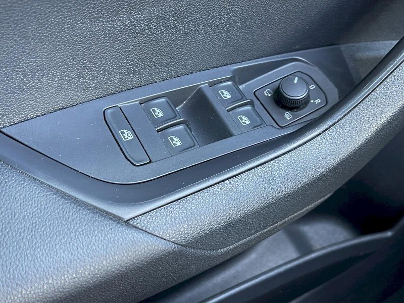 Škoda Karoq (2023) 1.5 TSI 110kW DSG Style Plus - fotka 22 z 35